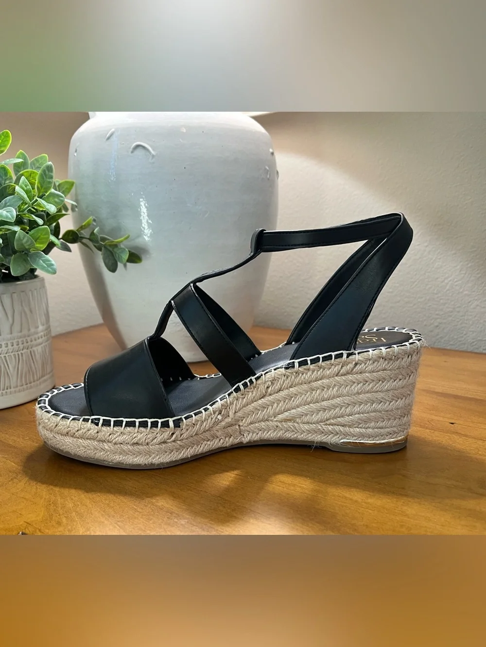 Franco Sarto Cassina Black Leather Espadrille Sandals • Size 10 • EUC